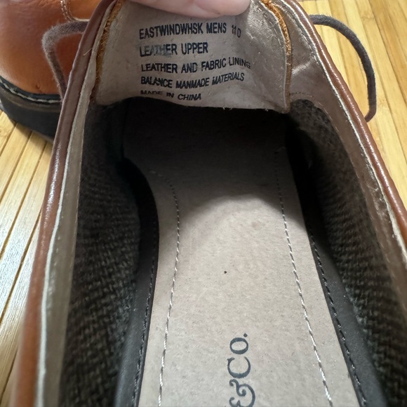 GH Bass&Co Leather Lace Up Oxfords - Picture 4 of 11